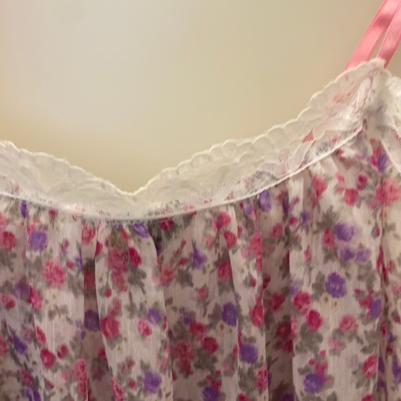 Sheer floral vintage y2k lace trim tank - Picture 3 of 3